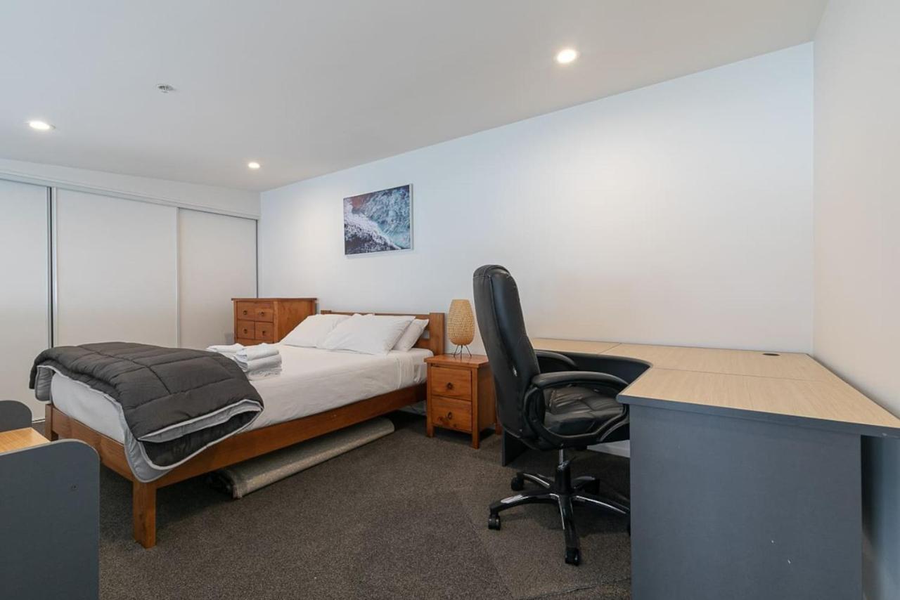 Roomy High-Ceiling Loft Apartment - Free Parking! Auckland Luaran gambar
